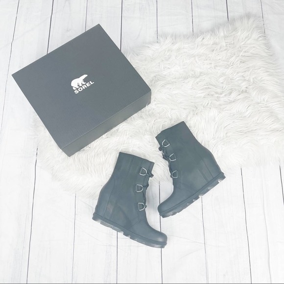 sorel joan of arctic ii wedge bootie